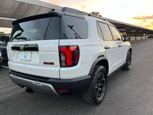 Used 2026 Honda Passport TrailSport Elite image 4