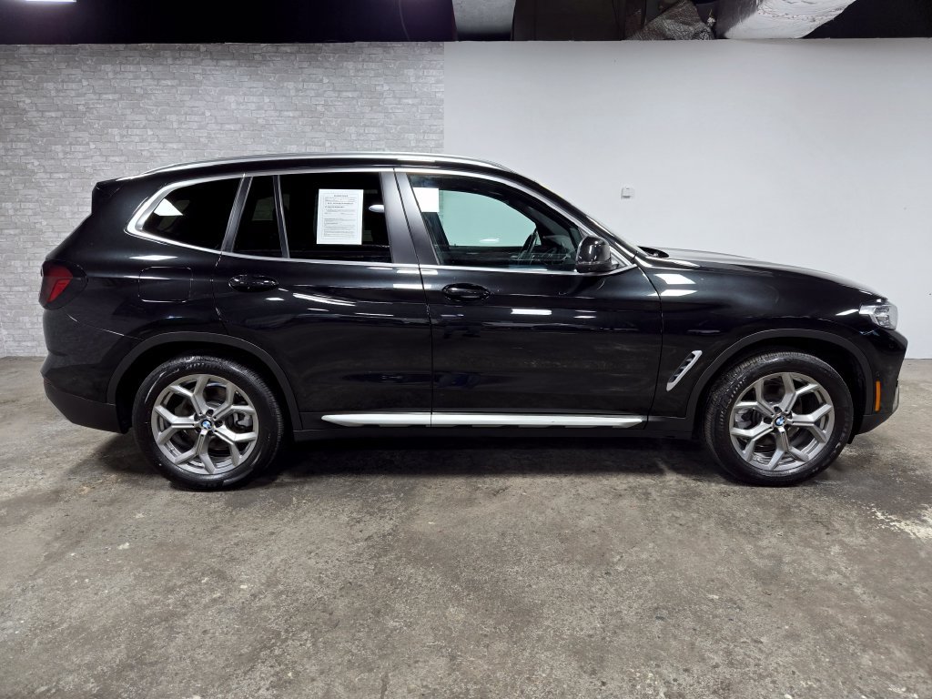 Used 2024 BMW X3 xDrive30i w/ Convenience Package AWD/4WD image 3