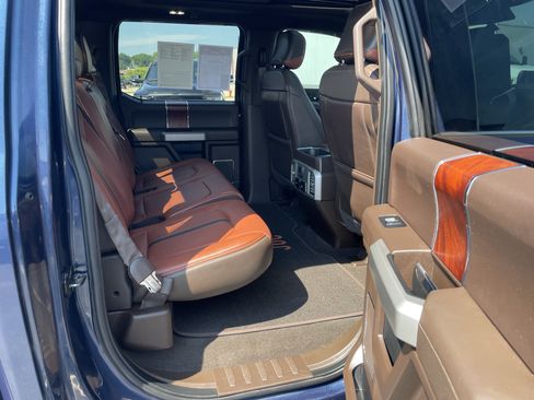 Used 2018 Ford F150 King Ranch w/ Equipment Group 601A Luxury AWD/4WD image 31