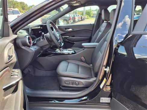 New 2025 Chevrolet Trax RS w/ Driver Confidence Package image 14