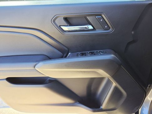 Used 2023 Chevrolet Colorado LT w/ LT Convenience Package II RWD image 13