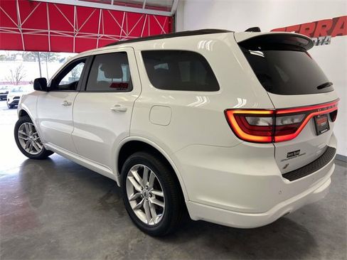 Used 2024 Dodge Durango GT image 5