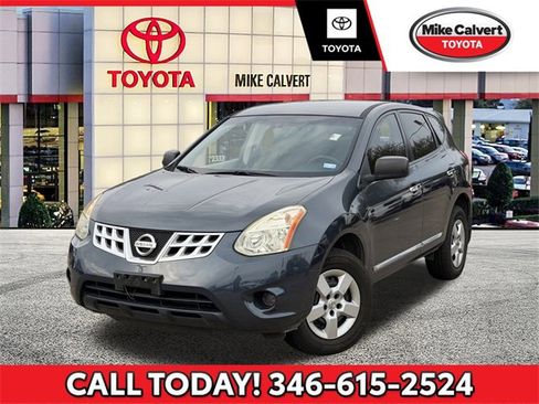 Used 2013 Nissan Rogue S image 1