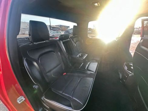 Used 2024 RAM 1500 Laramie image 26