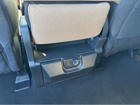 New 2026 Ford F250 XLT w/ XLT Premium Package image 19