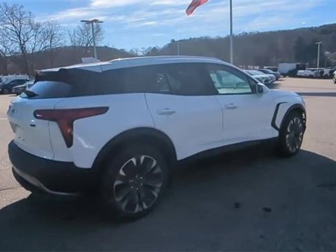 New 2025 Chevrolet Blazer EV LT w/ Super Cruise Package image 8