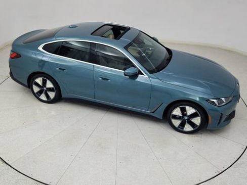 Used 2025 BMW i4 eDrive40 w/ Premium Package image 76