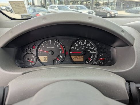 Used 2015 Nissan Frontier SV w/ SV Value Truck Package AWD/4WD image 22