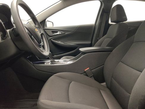 Used 2019 Chevrolet Malibu LT w/ LPO, Convenience Package 2 FWD image 17