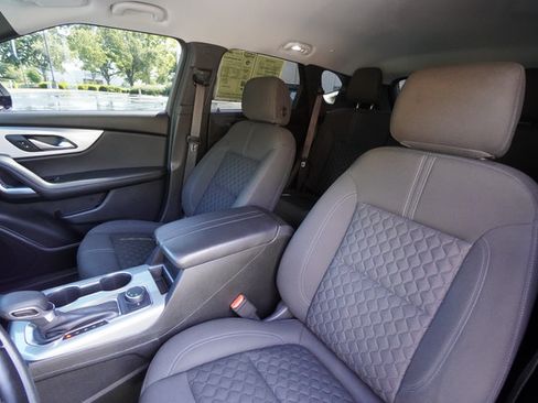 Used 2021 Chevrolet Blazer LT w/ LPO, Black Accent Package FWD image 19