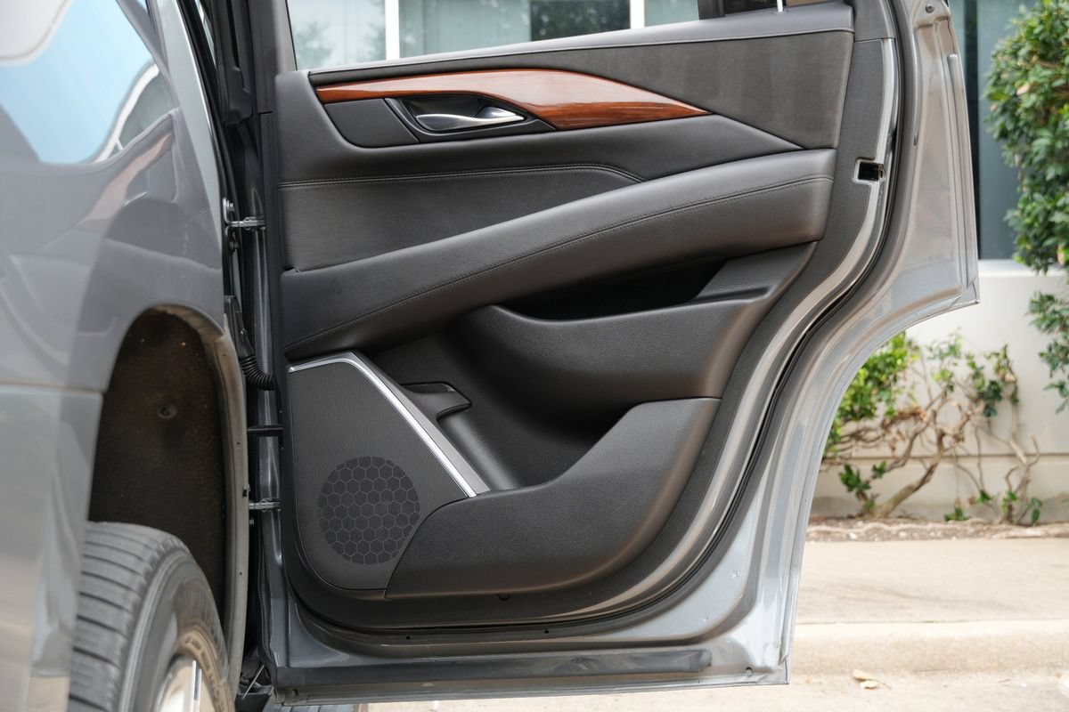 Used 2019 Cadillac Escalade Premium Luxury AWD/4WD image 41