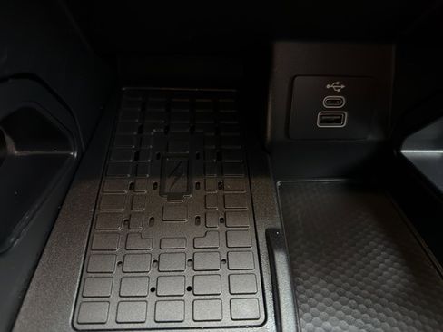 Used 2024 Ford Ranger XLT w/ FX4 Off-Road Package image 32