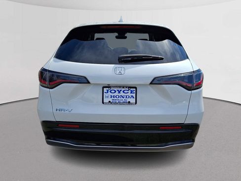 Certified 2023 Honda HR-V EX-L image 9