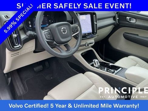 Certified 2023 Volvo XC40 B4 Plus FWD image 27