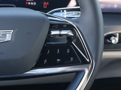 New 2026 Cadillac Vistiq Sport image 23