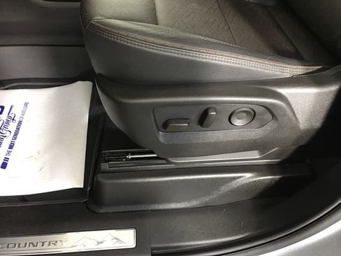 Used 2024 Chevrolet Tahoe High Country image 43