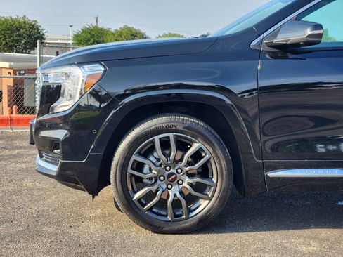 Used 2023 GMC Terrain Denali w/ Black Diamond Edition AWD/4WD image 8