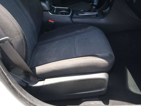 Used 2022 Dodge Charger SXT RWD image 16