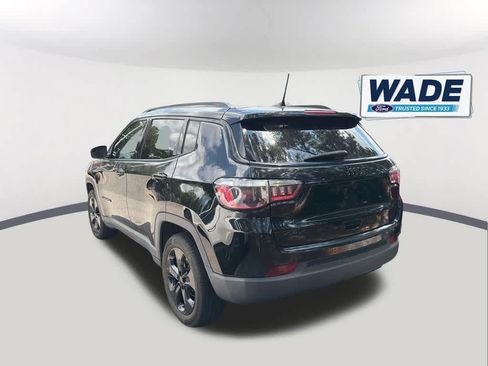 Used 2021 Jeep Compass Latitude w/ Sun and Sound Group AWD/4WD image 6
