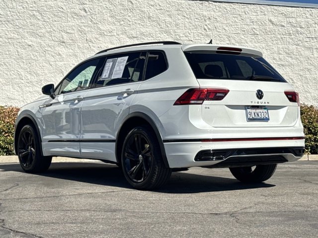 Certified 2024 Volkswagen Tiguan SE R-Line FWD image 3