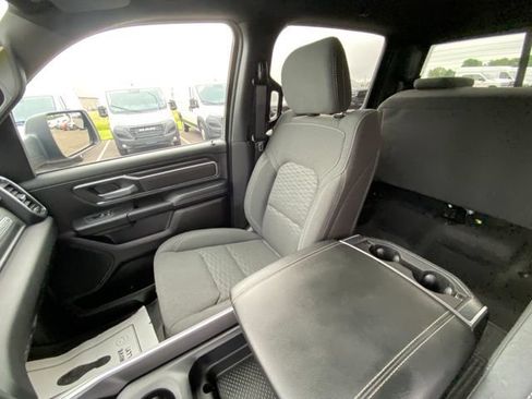 Used 2025 RAM 1500 Big Horn AWD/4WD image 12