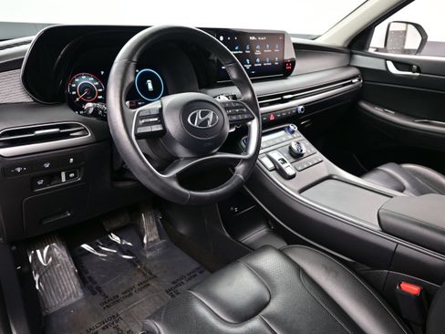 Used 2023 Hyundai Palisade Limited AWD/4WD image 13