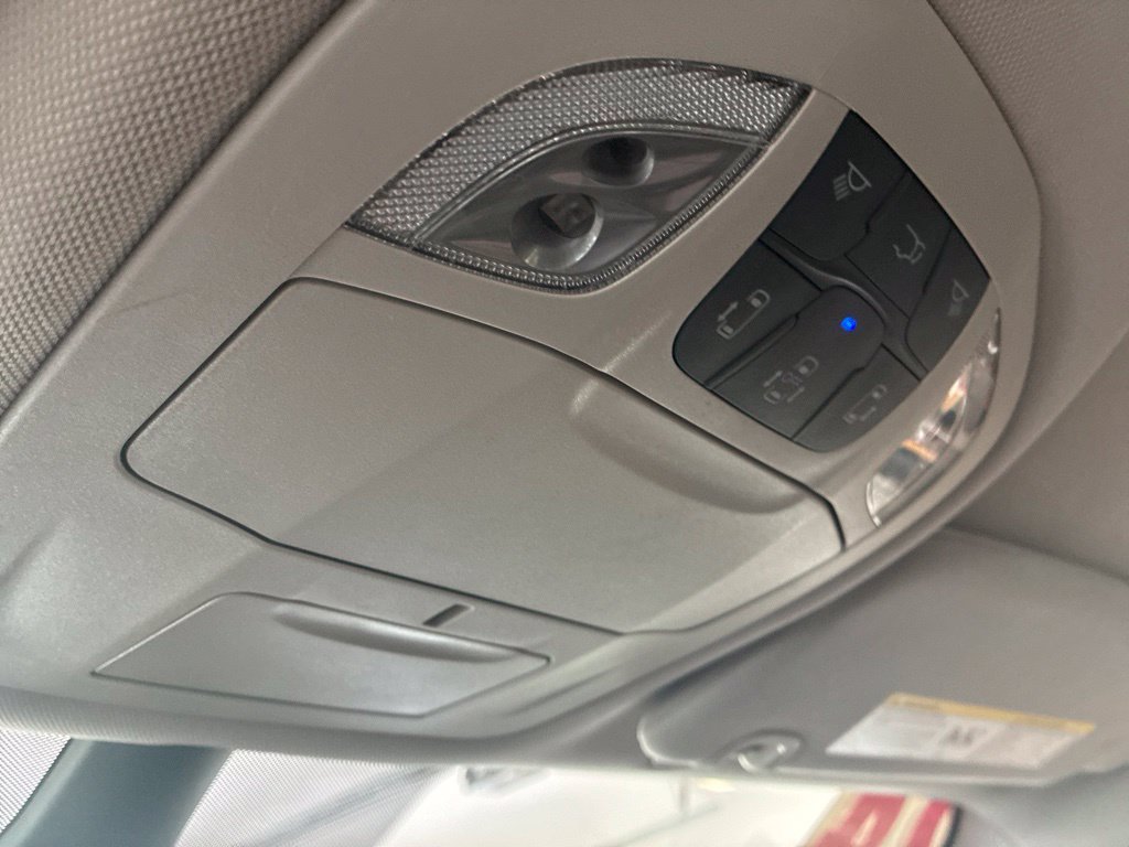 Certified 2024 Chrysler Pacifica Touring-L FWD image 55