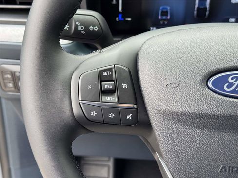 New 2025 Ford Maverick XLT w/ Equipment Group 301A image 9