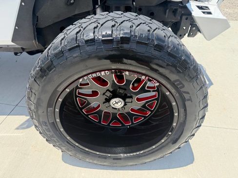 Used 2015 Jeep Wrangler Unlimited Rubicon w/ Dual Top Group AWD/4WD image 12