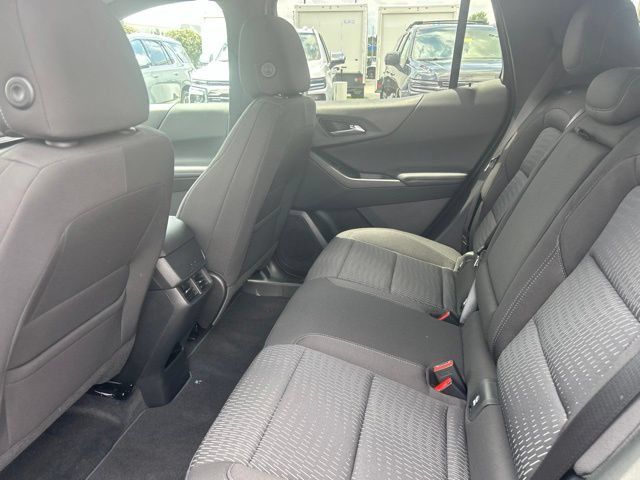 New 2026 Chevrolet Equinox LT w/ Safety and Technology Package FWD image 28