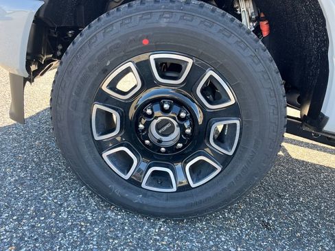 New 2026 Ford F250 Platinum image 26