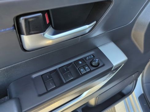 Used 2023 Toyota Sequoia Platinum image 8