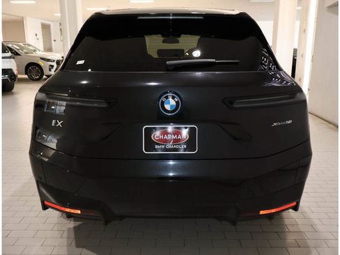 Certified 2024 BMW iX xDrive50 w/ Sport Package AWD/4WD image 6