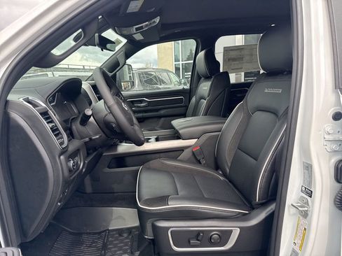 New 2026 RAM 1500 Laramie AWD/4WD image 9