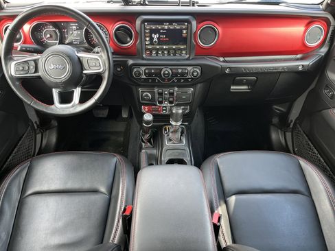 Used 2021 Jeep Wrangler Unlimited Rubicon image 3