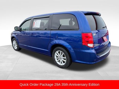 Used 2019 Dodge Grand Caravan SE image 5