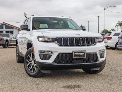 New 2025 Jeep Grand Cherokee Limited w/ Luxury Tech Group II