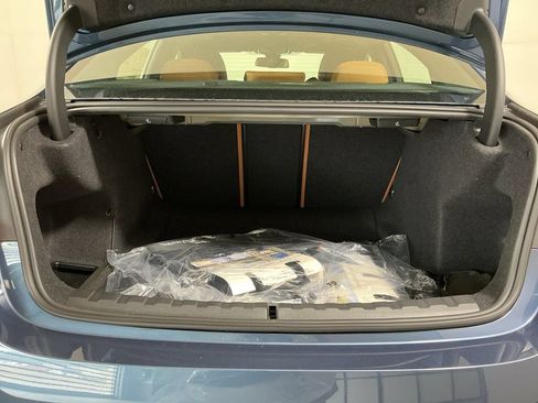 New 2026 BMW 330i Sedan w/ Convenience Package RWD image 29