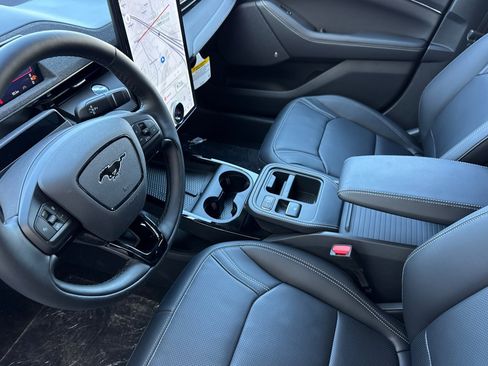 New 2025 Ford Mustang Mach-E Premium image 9