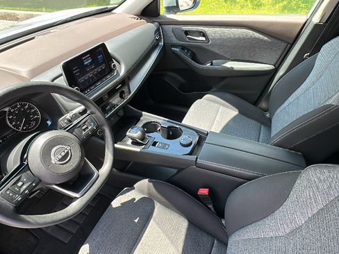 Certified 2023 Nissan Rogue SV image 20