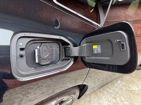 New 2026 BMW iX xDrive45 image 26