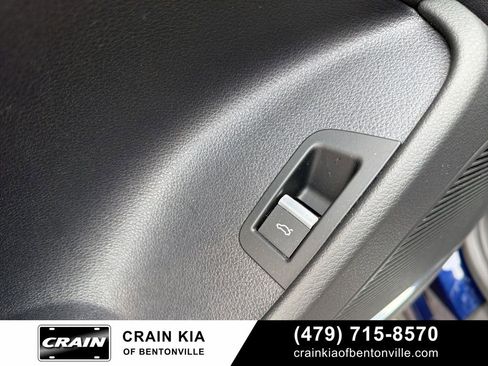 Used 2021 Audi Q8 Prestige w/ Prestige Package image 10