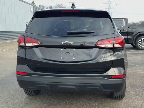 Certified 2023 Chevrolet Equinox LS w/ LS Convenience Package image 3