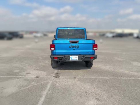 New 2026 Jeep Gladiator Sport image 10