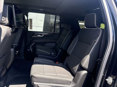 New 2026 GMC Yukon XL Elevation w/ Elevation Premium Package AWD/4WD image 21