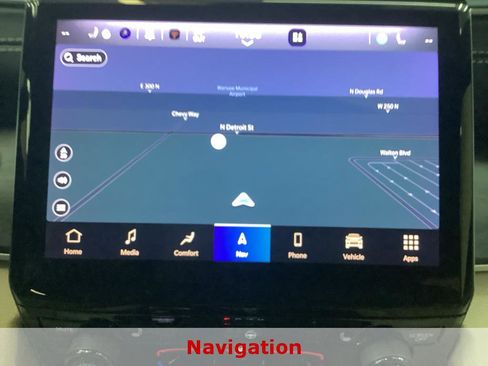 Used 2023 Jeep Grand Cherokee Limited image 19