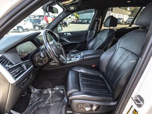 Used 2022 BMW X7 M50i w/ Cold Weather Package AWD/4WD image 24