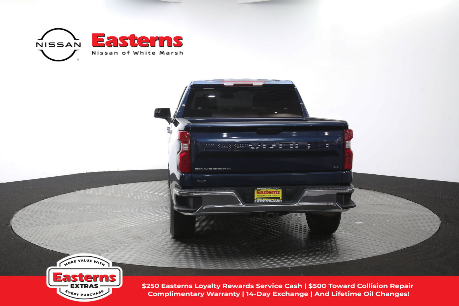 Used 2023 Chevrolet Silverado 1500 LT AWD/4WD image 41