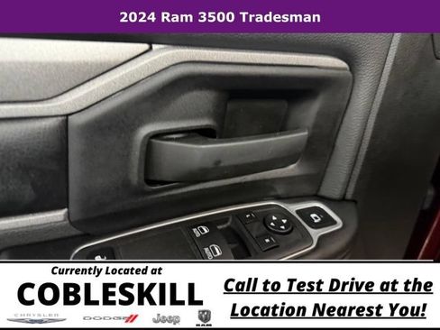 Used 2024 RAM 3500 Tradesman w/ Chrome Appearance Group AWD/4WD image 15