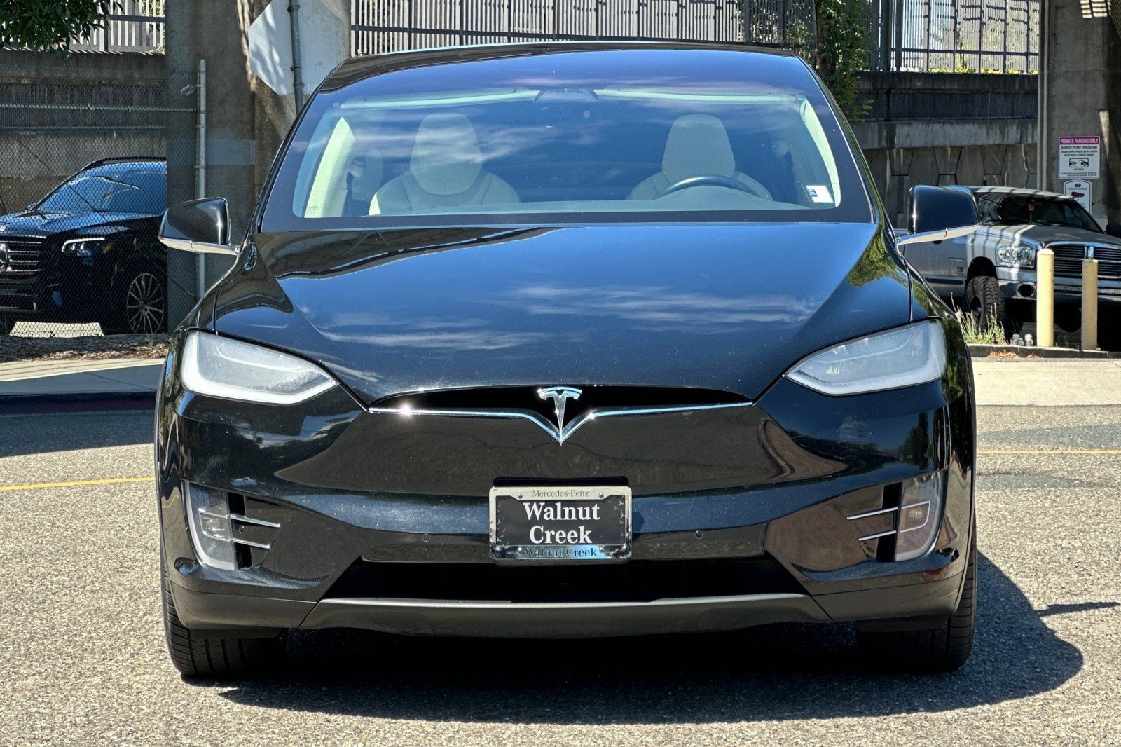 Used 2018 Tesla Model X 75D AWD/4WD image 5
